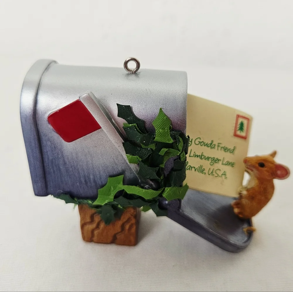 Hallmark To My Gouda Friend Ornament 2005 Mouse Mailbox